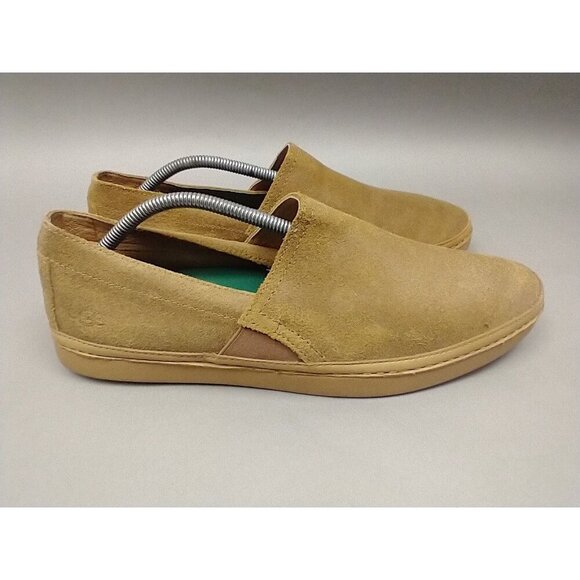 UGG Australia Reefton Slip On Shoes Mens 11 Leather Tan Vibram Soles Loafers - Picture 1 of 11